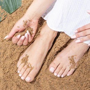 Red Aspen: Kayla Is Tickled Pink, Pedi